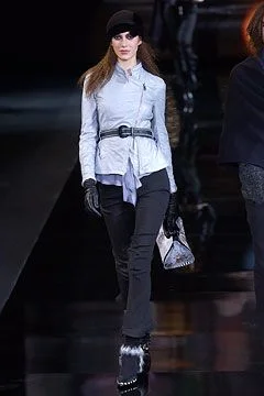 Look 16